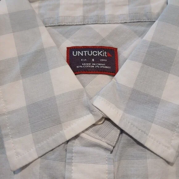 Untuckit  Santa Marzi Women's  Blue and White Plaid Long Sleeve Button D… - Picture 4 of 5